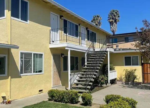 Property at 3147 Williamsburg Dr Unit 4, San Jose, CA, 95117, 2 beds, 1 bath, [object Object]