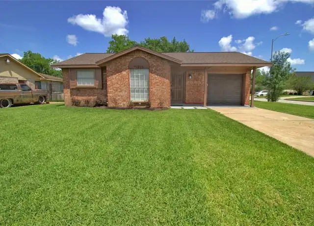 Property at 10915 Roandale Dr, Houston, TX, 77048, 3 beds, 1.5 baths, [object Object]