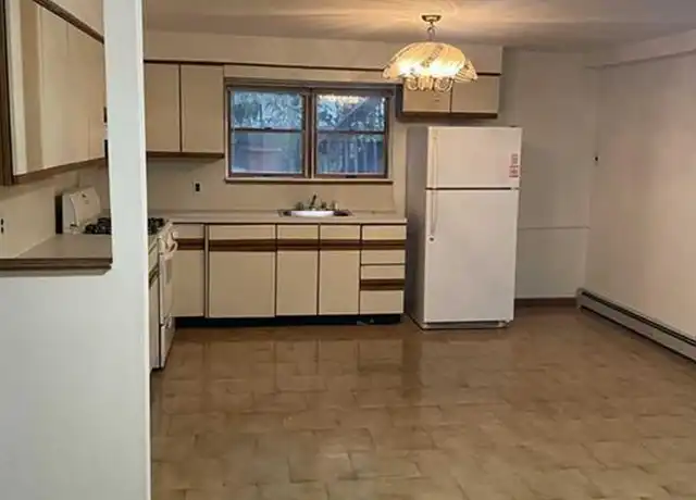 Property at 447 Jersey Ave Unit G-G, Fairview, NJ, 07022, 2 beds, 1 bath, [object Object]