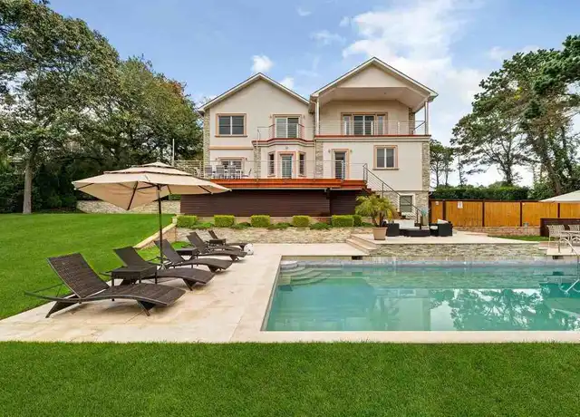 Property at 38 Cheviot Rd, Southampton, NY, 11968, 4 beds, 5 baths, [object Object]