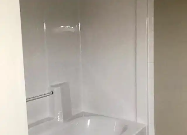 Property at 421 S Main St Unit 201, Kalispell, MT, 59901, 2 beds, 1 bath, [object Object]