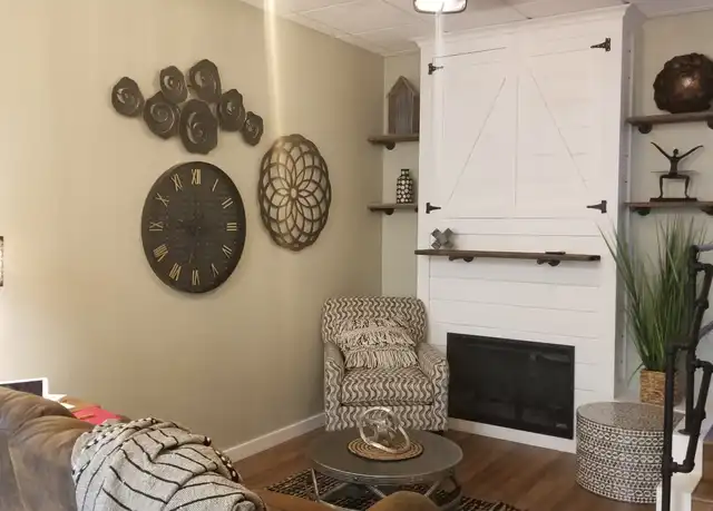 Property at 421 S Main St Unit 201, Kalispell, MT, 59901, 2 beds, 1 bath, [object Object]