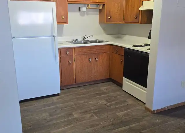 Property at 502 30th Ave N Unit 502-01, Fargo, ND, 58102, 2 beds, 1 bath, [object Object]