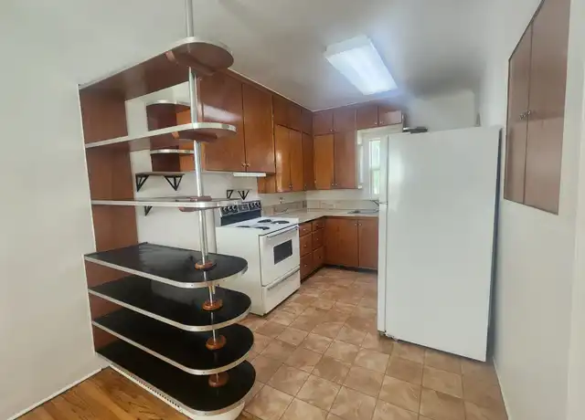 Property at 11 7th St E, Kalispell, MT, 59901, 1 bed, 1 bath, [object Object]