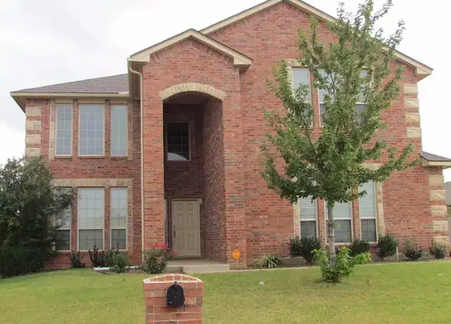 Property at 11308 NW 98th St, Yukon, OK, 73099, 5 beds, 3 baths, [object Object]
