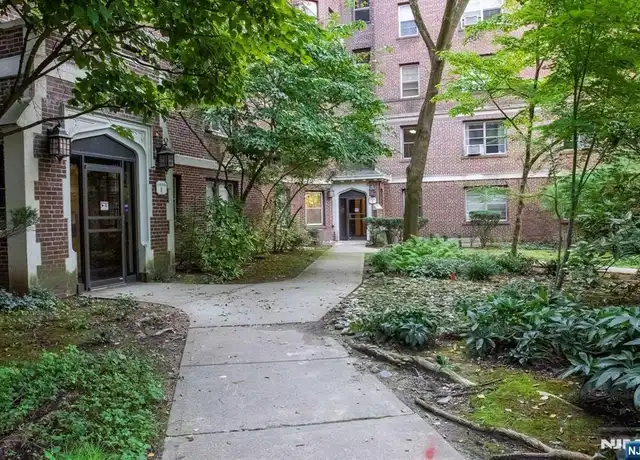 Property at 100 E Palisade Ave Unit C31, Englewood, NJ, 07631, 2 beds, 1 bath, [object Object]