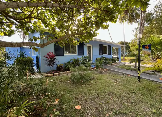 Property at 140 N Ocean Ln, Islamorada, FL, 33036, 2 beds, 2 baths, [object Object]