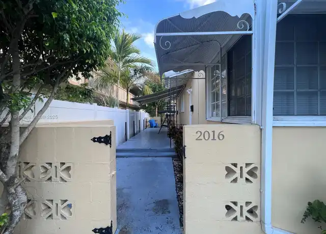 Property at 2016 Pierce St Unit 2, Hollywood, FL, 33020, 1 bed, 1 bath, [object Object]