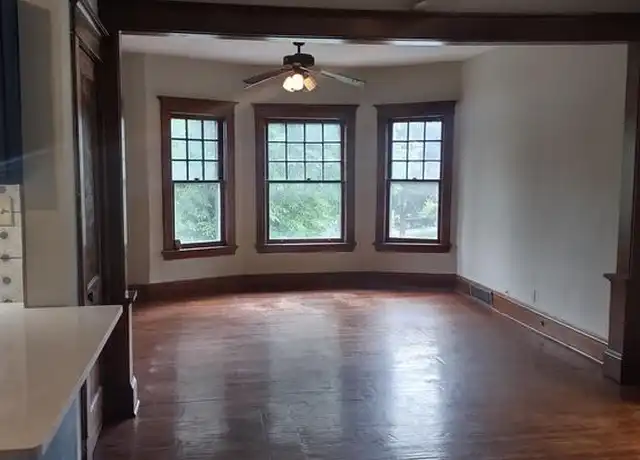 Property at 354 Baynes St Unit 2, Buffalo, NY, 14213, 3 beds, 1 bath, [object Object]