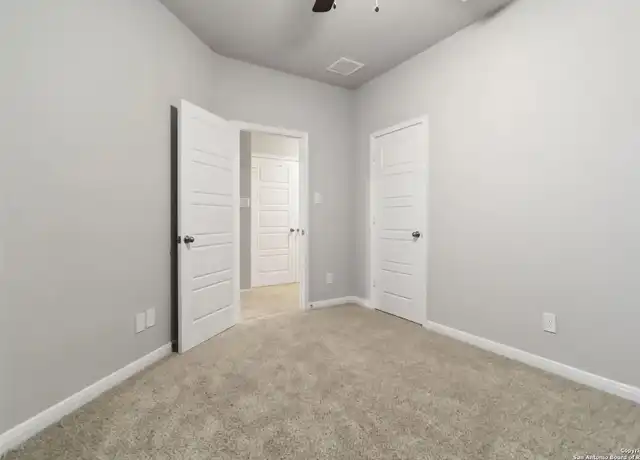 Property at 8339 Runner Rdg, San Antonio, TX, 78249, 1 bed, 1 bath, [object Object]