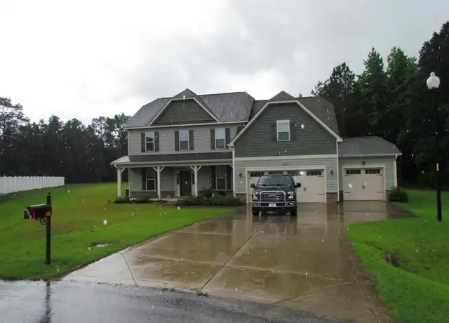 Property at 6716 Brentmoor Ct, Hope Mills, NC, 28348, 5 beds, 4 baths, [object Object]