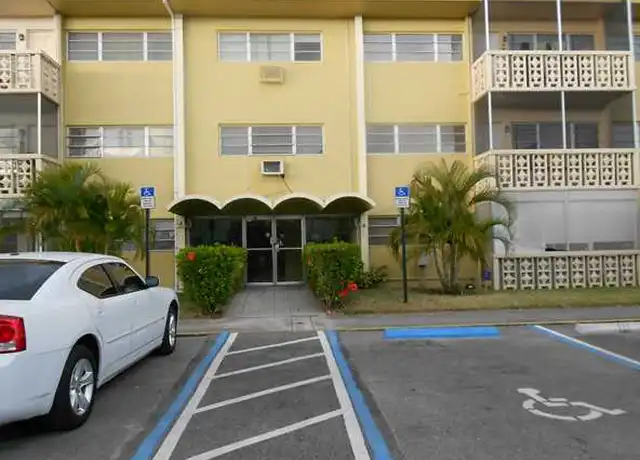 Property at 1460 NE 169th St, North Miami Beach, FL, 33162, 1 bed, 1 bath, [object Object]