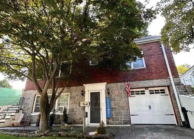 Property at 25 Kirkwood Rd, Port Washington, NY, 11050, 1 bed, 1 bath, [object Object]