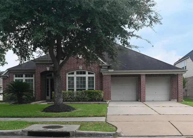 Property at 2313 Echo Harbor Dr, Pearland, TX, 77584, 4 beds, 4 baths, [object Object]
