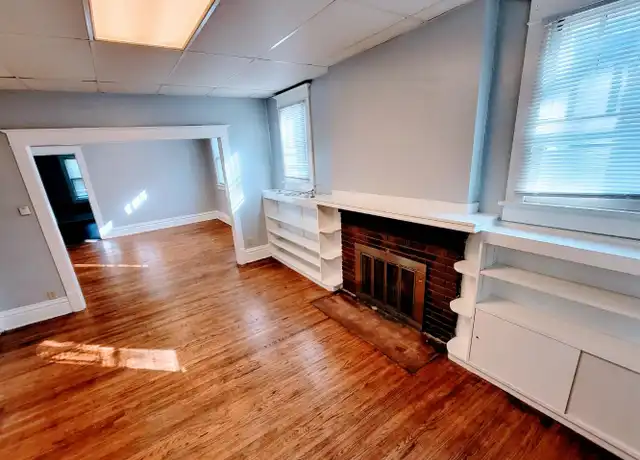 Property at 1436 W Macon St, Decatur, IL, 62522, 3 beds, 1 bath, [object Object]