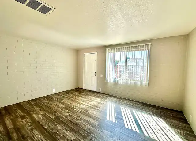 Property at Welcome to The Commons at 114 Laguna! - 114 W Laguna St, Tucson, AZ, 85705, 0 beds, 1 bath, [object Object]