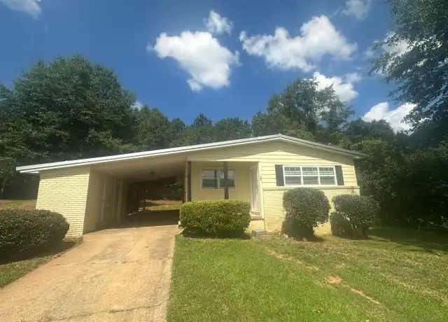 Property at 111 Hillcrest Loop, Enterprise, AL, 36330, 3 beds, 1 bath, [object Object]
