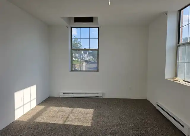 Property at 91 4th St #22, Ansonia, CT, 06401, 1 bed, 1 bath, [object Object]