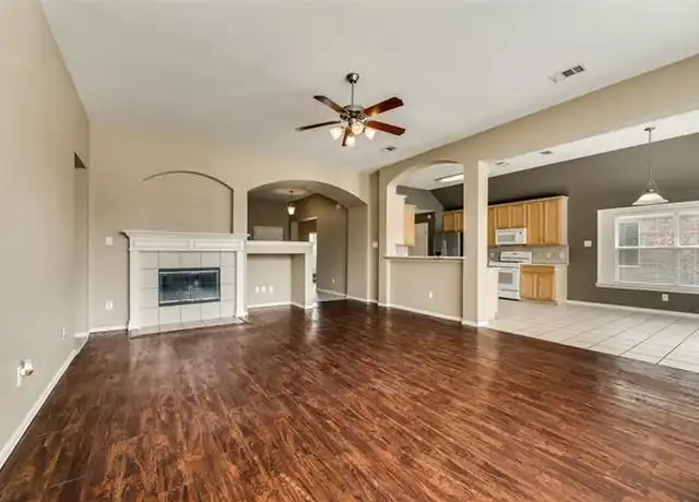 Property at 3209 Bloomfield Trl, Mansfield, TX, 76063, 3 beds, 2 baths, [object Object]