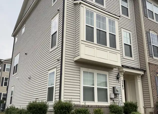 Property at 5585 Peregrine Way, Frederick, MD, 21704, 3 beds, 3.5 baths, [object Object]