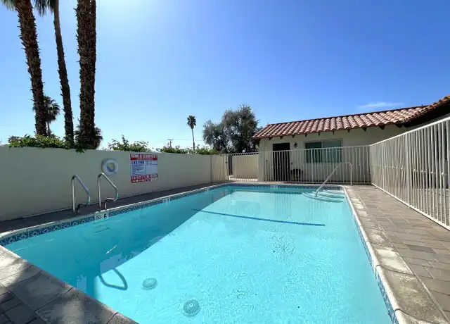 Property at 561 Desert View Dr Apt 4, Palm Springs, CA, 92264, 1 bed, 1 bath, [object Object]