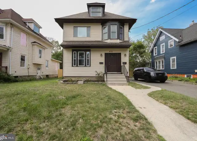 Property at 231 E Knight Ave, Collingswood, NJ, 08108, 2 beds, 1 bath, [object Object]