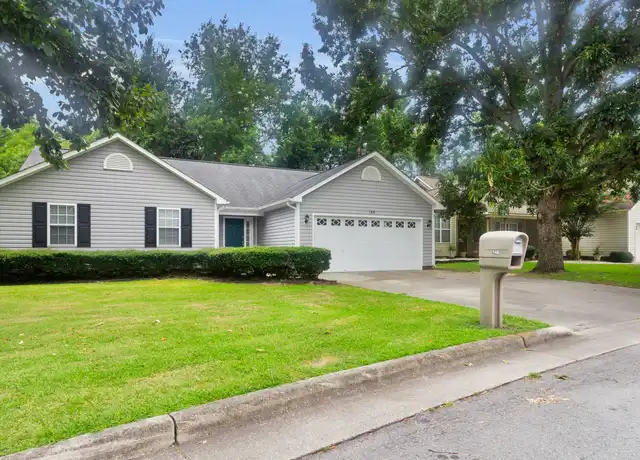 Property at 146 Monterey Cir, New Bern, NC, 28562, 3 beds, 2 baths, [object Object]