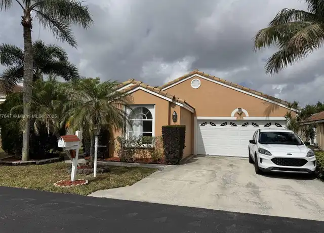 Property at 113 Rosewood Ln, Greenacres, FL, 33463, 3 beds, 2 baths, [object Object]