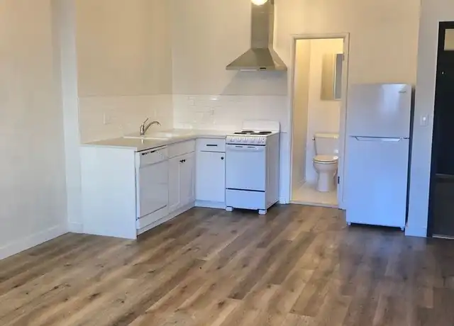 Property at 1006 N El Centro Ave Unit 8, Los Angeles, CA, 90038, 0 beds, 1 bath, [object Object]