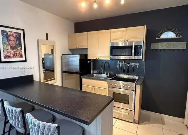 Property at 601 Michigan Ave #3, Miami Beach, FL, 33139, 1 bed, 1 bath, [object Object]