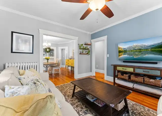Property at 28 Elgin St #1, West Roxbury, MA, 02132, 2 beds, 1 bath, [object Object]