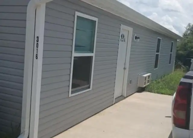 Property at 3016 Miranda Dr, Farmington, MO, 63640, 2 beds, 1 bath, [object Object]