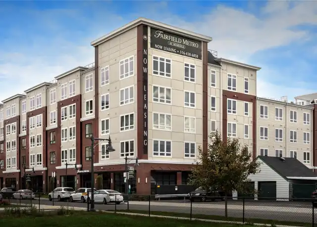 Property at 116 Searing Ave Unit PHN401, Mineola, NY, 11501, 1 bed, 1 bath, [object Object]