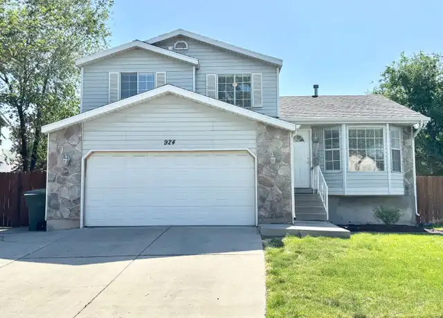 Property at 924 N Starcrest Dr, Salt Lake City, UT, 84116, 4 beds, 2 baths, [object Object]