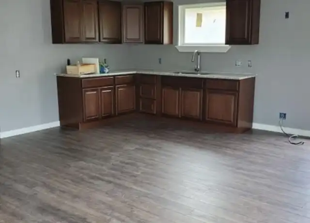 Property at 1208 Pine St, Baytown, TX, 77520, 3 beds, 2 baths, [object Object]
