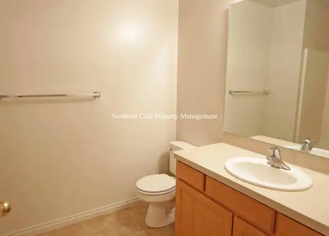 Property at 1347 E 6225 S, Ogden, UT, 84405, 2 beds, 1.5 baths, [object Object]