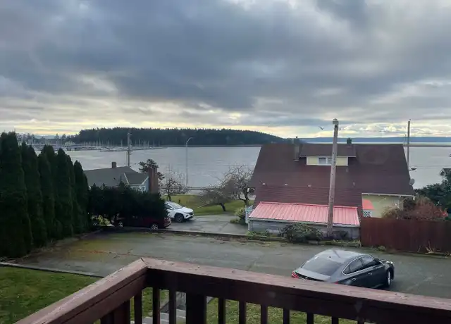 Property at 1371 SE 9th Ave Unit 202, Oak Harbor, WA, 98277, 2 beds, 1 bath, [object Object]