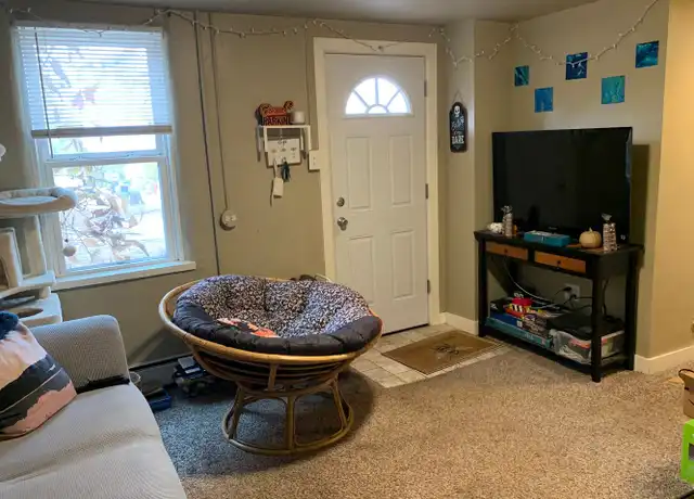 Property at 2114 10th Ave Unit B, Greeley, CO, 80631, 2 beds, 1 bath, [object Object]