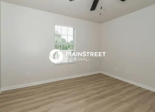 Property at 6500 Wilmouth Run Rd, Knoxville, TN, 37918, 3 beds, 2 baths, [object Object]