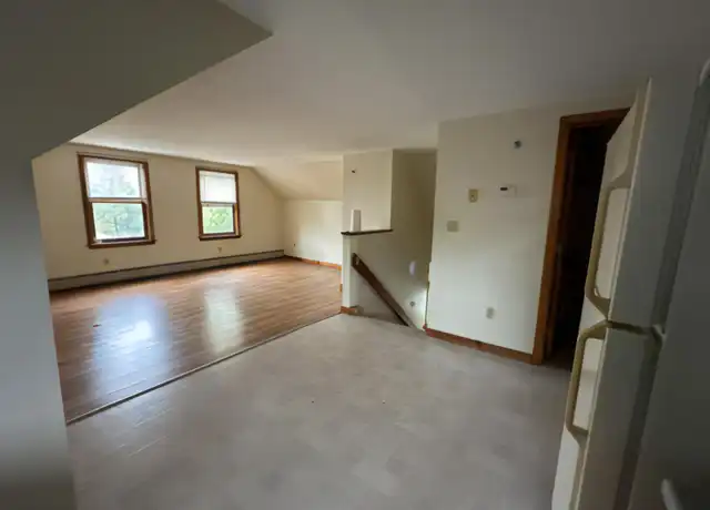 Property at 86 Oak St Unit 4, Old Town, ME, 04468, 2 beds, 1 bath, [object Object]