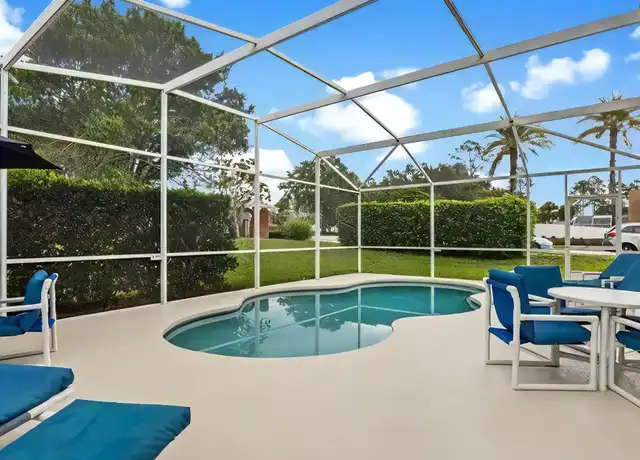 Property at 410 Oxford Dr, Davenport, FL, 33897, 5 beds, 3 baths, [object Object]