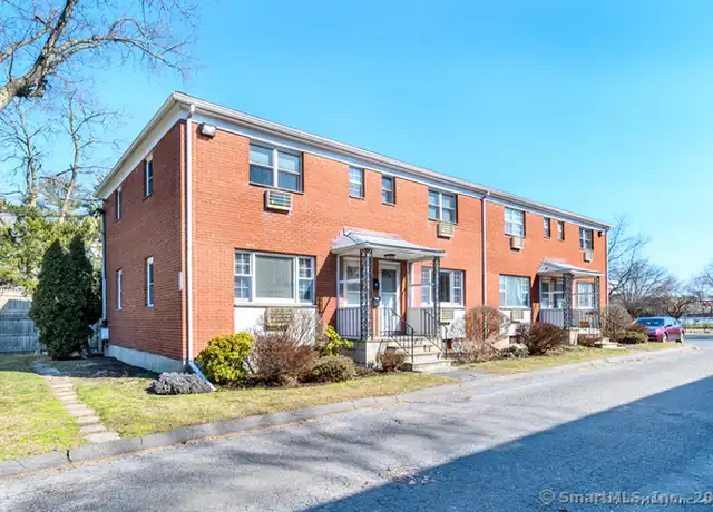 Property at 916 Shippan Ave #1, Stamford, CT, 06902, 2 beds, 1 bath, [object Object]