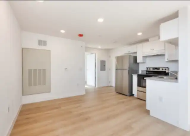 Property at 4325 Main St Unit 207, Los Angeles, CA, 90037, 1 bed, 1 bath, [object Object]