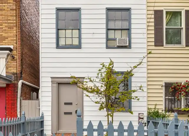 Property at 1102 K St SE Unit 1, Washington, DC, 20003, 1 bed, 1 bath, [object Object]