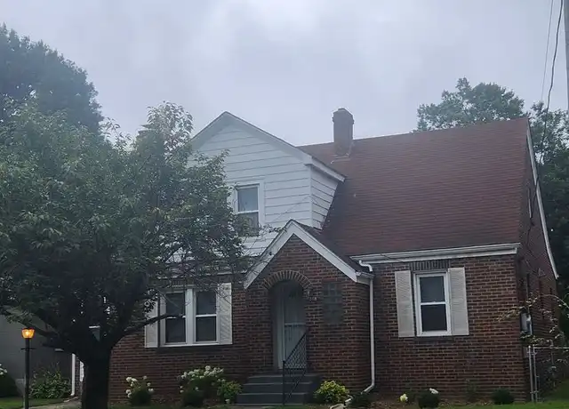 Property at 318 E Park Pl, Jeffersonville, IN, 47130, 3 beds, 2 baths, [object Object]
