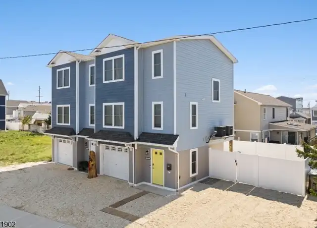 Property at 257 Dewey Dr Unit B, Toms River, NJ, 08753, 2 beds, 2.5 baths, [object Object]