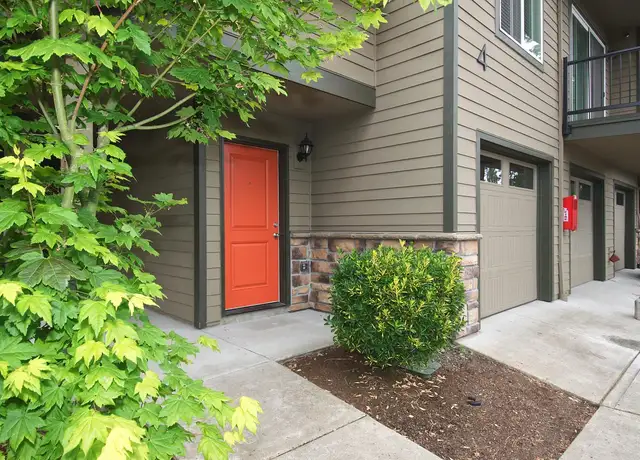 Photo of 9378 SW Mandamus Ct, Portland, OR 97223