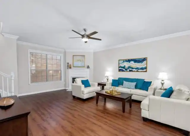 Property at 824 Bering Dr Unit 2160, Houston, TX, 77057, 2 beds, 2 baths, [object Object]