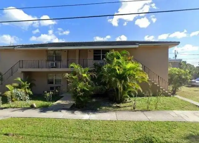 Property at 1120 N Sapodilla Ave Unit 4, West Palm Beach, FL, 33401, 2 beds, 1 bath, [object Object]