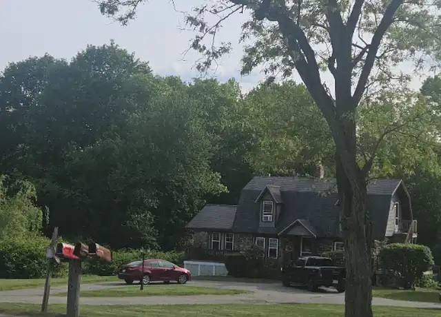 Property at 143 Pollard St, North Billerica, MA, 01862, 3 beds, 1 bath, [object Object]